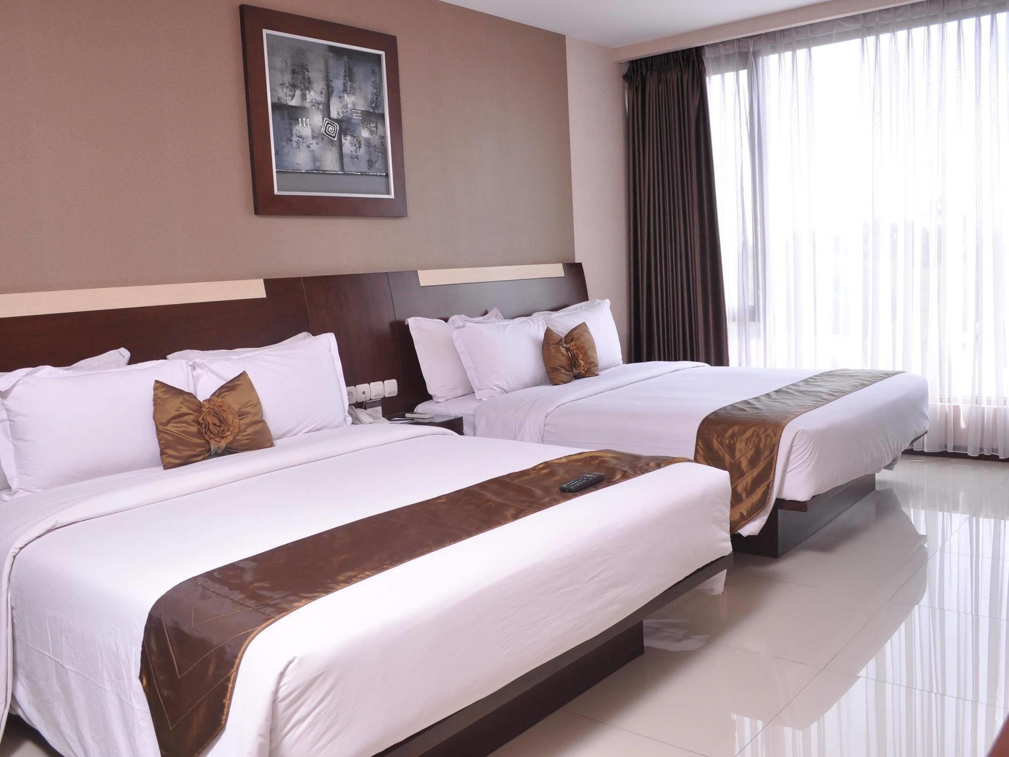 Scarlet Dago Hotel Bandung Eksteriør bilde