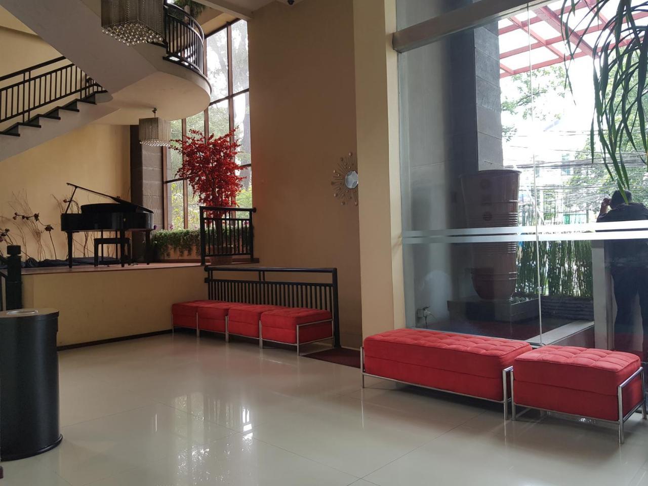 Scarlet Dago Hotel Bandung Eksteriør bilde