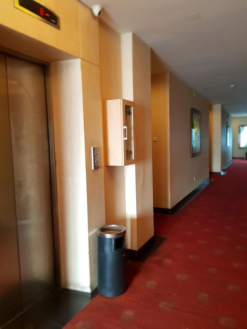 Scarlet Dago Hotel Bandung Eksteriør bilde