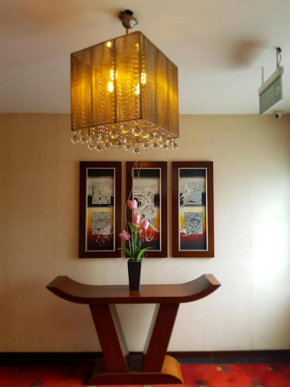 Scarlet Dago Hotel Bandung Eksteriør bilde